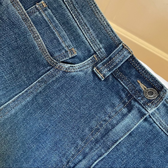 Talbots denim skirt - Picture 3 of 8